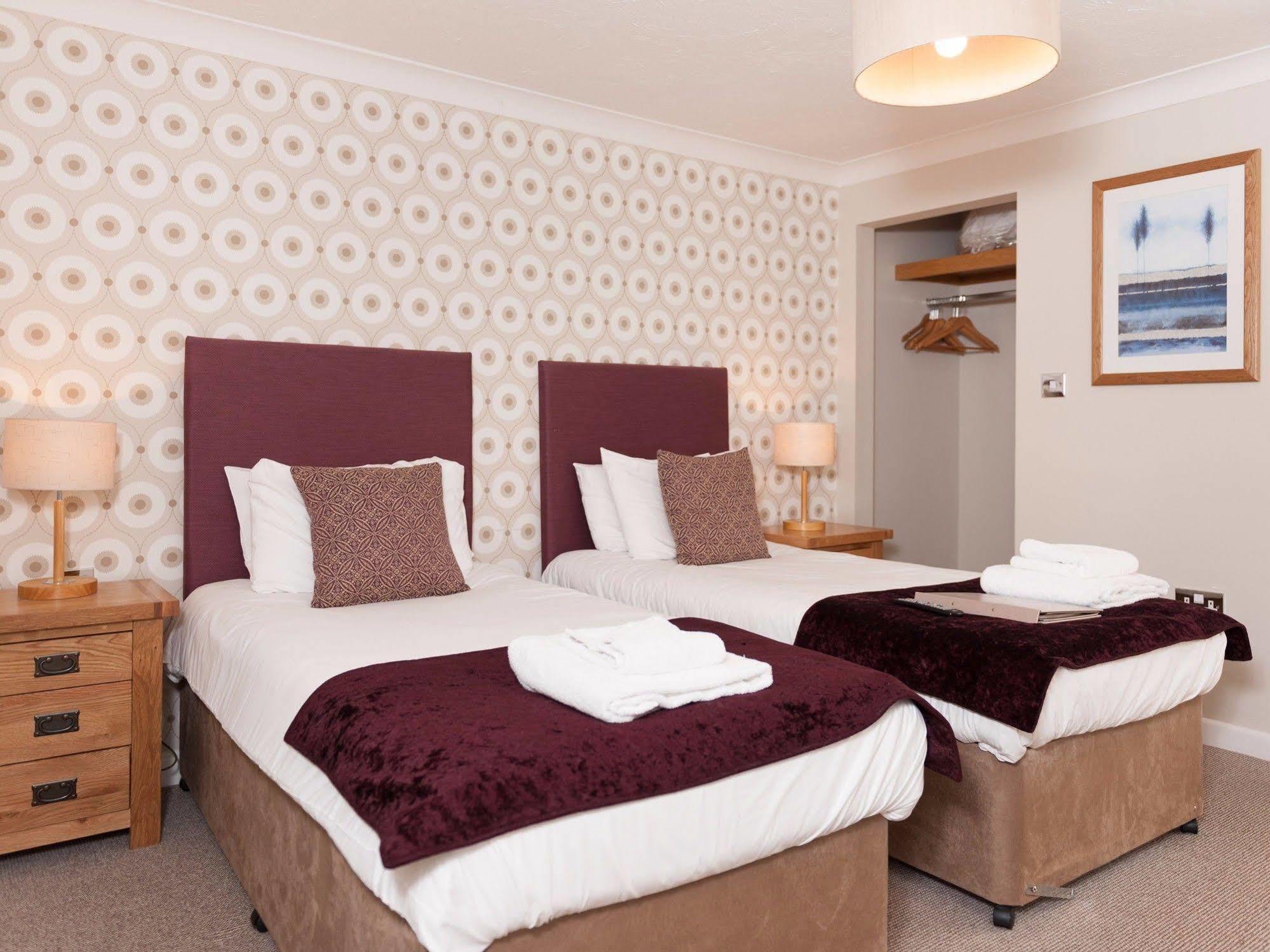 Avon Causeway 4* Christchurch (Dorset)